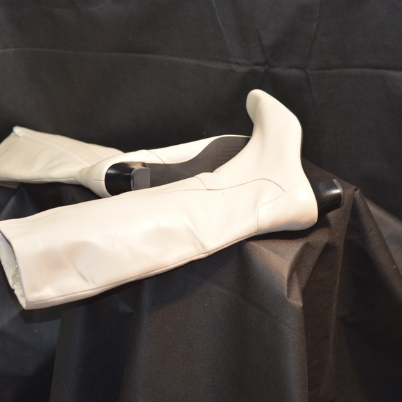 Light cream Leather Boots SZ 8 and New Chadwicks - Picture 8 of 9